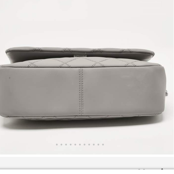 Tory BurchTory Burch Grey Quilted Leather Willa Matte Shoulder Bag $299 - Picture 5 of 14